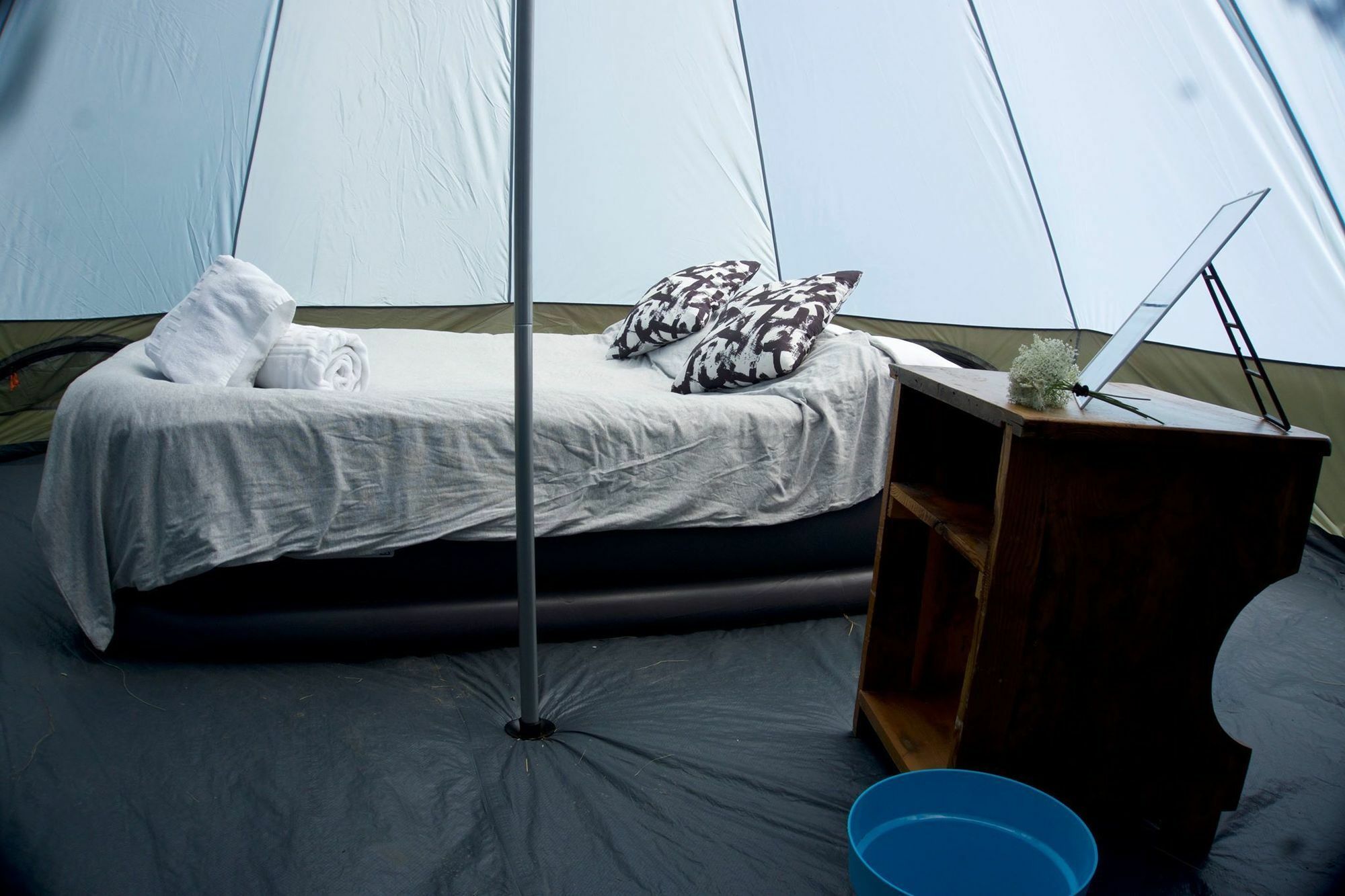 Munich Oktoberfest Glamping Hotel ภายนอก รูปภาพ