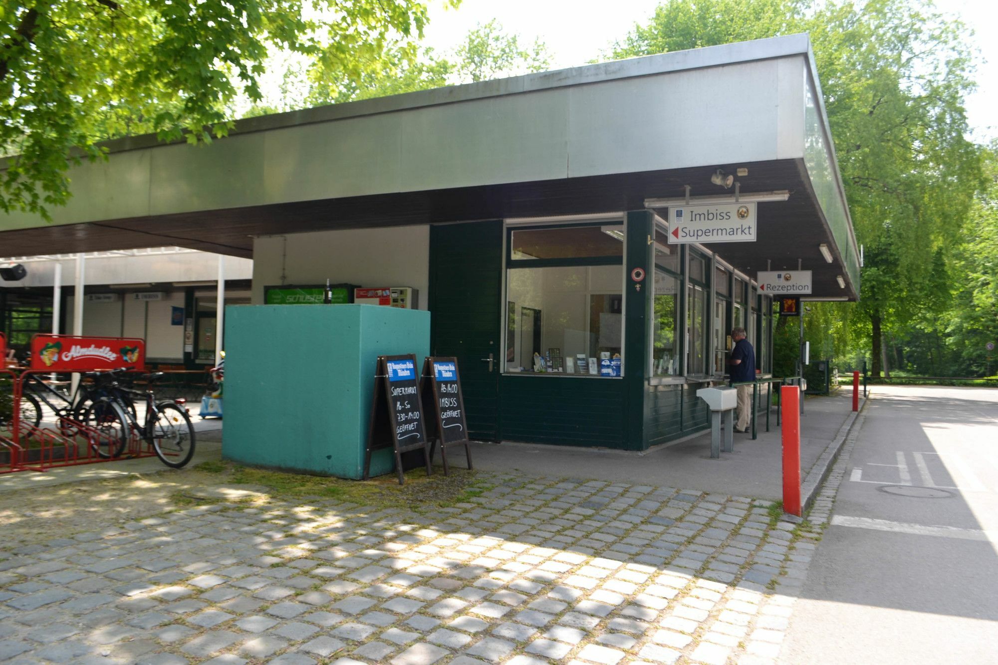 Munich Oktoberfest Glamping Hotel ภายนอก รูปภาพ