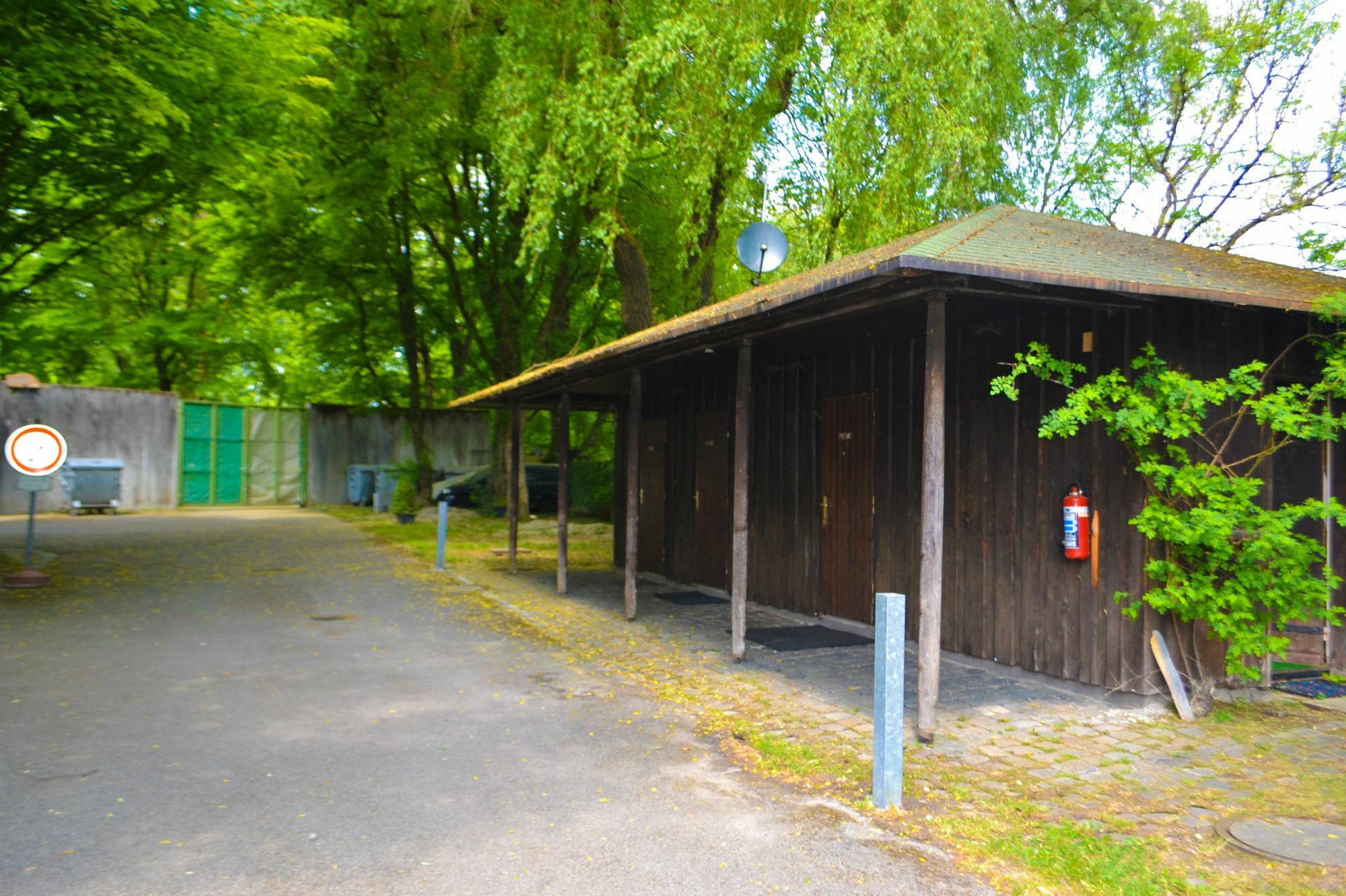 Munich Oktoberfest Glamping Hotel ภายนอก รูปภาพ